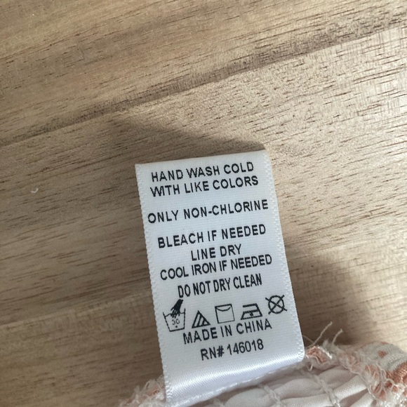 Cropped Cami - Picture 6 of 6